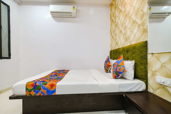 Imagen de la habitación del Hotel Fabexpress Shree. Foto 10