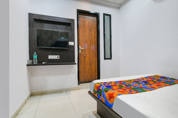 Imagen de la habitación del Hotel Fabexpress Shree. Foto 11
