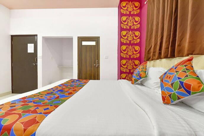 Imagen general del Hotel Fabexpress Shree Thakur. Foto 11