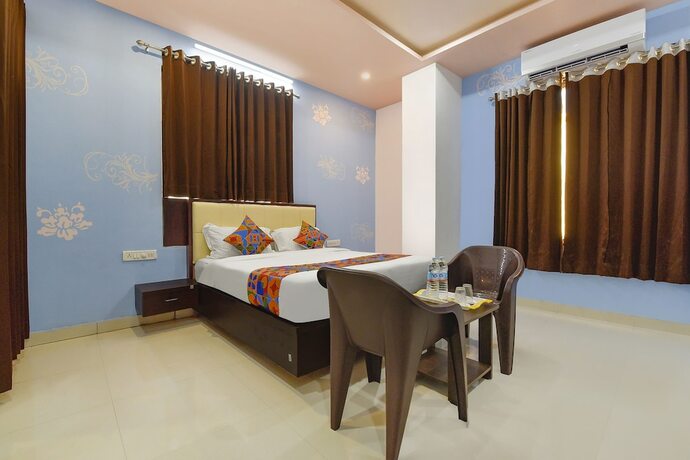 Imagen general del Hotel Fabexpress Shree Thakur. Foto 15