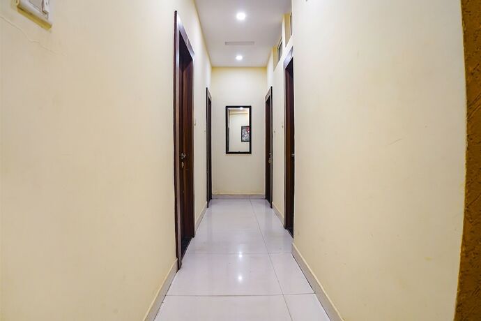 Imagen general del Hotel Fabexpress Shri Villas. Foto 3