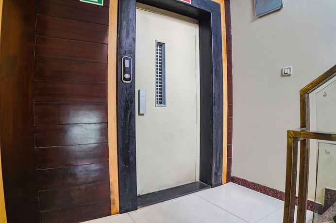 Imagen general del Hotel Fabexpress Shri Villas. Foto 13