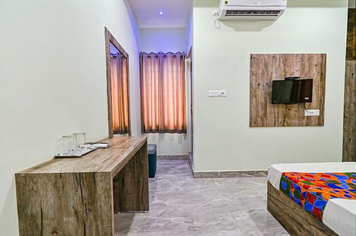 Imagen general del Hotel Fabexpress Siddhi Villa. Foto 16