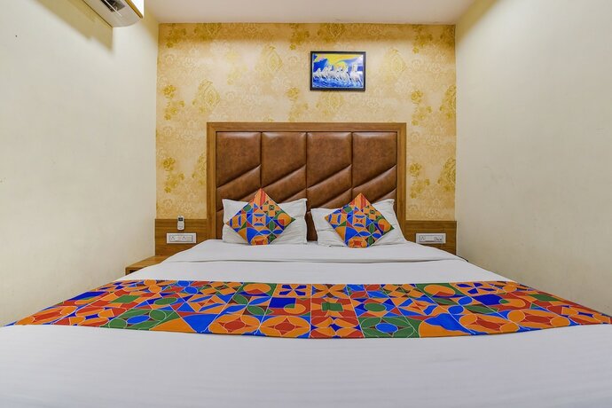 Imagen general del Hotel Fabexpress Silver Inn. Foto 10