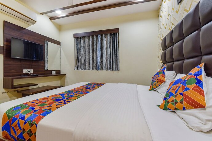 Imagen general del Hotel Fabexpress Silver Inn. Foto 14