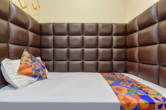 Imagen general del Hotel Fabexpress Silver Inn. Foto 15