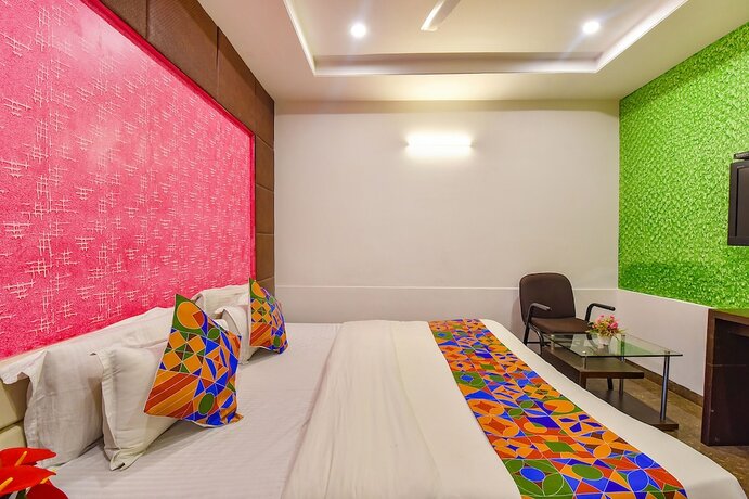 Imagen de la habitación del Hotel Fabexpress Silver Plaza. Foto 17