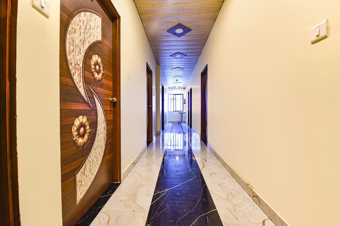 Imagen de los interiores del Hotel Fabexpress Spark. Foto 12