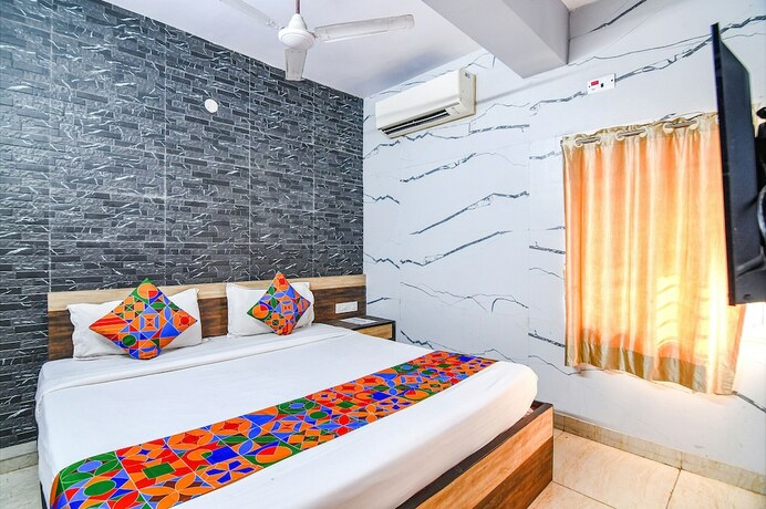 Imagen de la habitación del Hotel Fabexpress Subh Residency. Foto 19