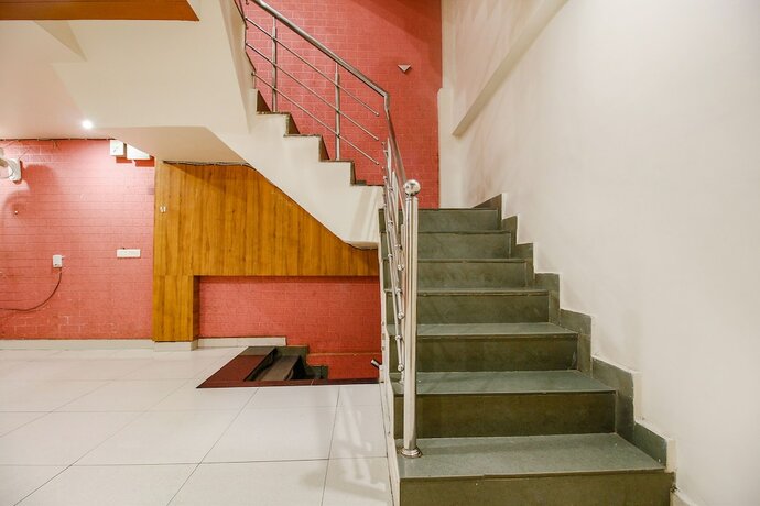 Imagen general del Hotel Fabexpress Sunshine Regency. Foto 13