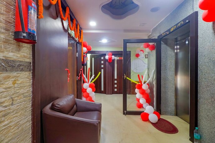 Imagen general del Hotel Fabexpress Superior Nesh Inn. Foto 10