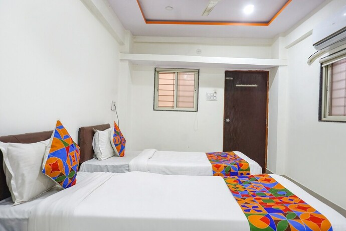 Imagen general del Hotel Fabexpress Surya. Foto 14