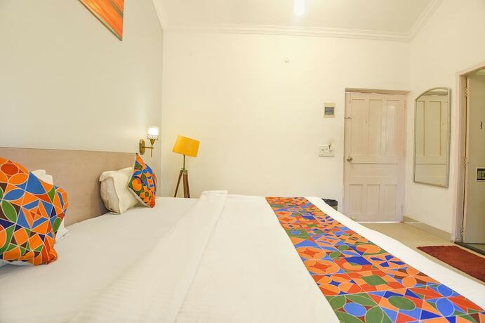 Imagen general del Hotel Fabexpress The Golden Leaf. Foto 3