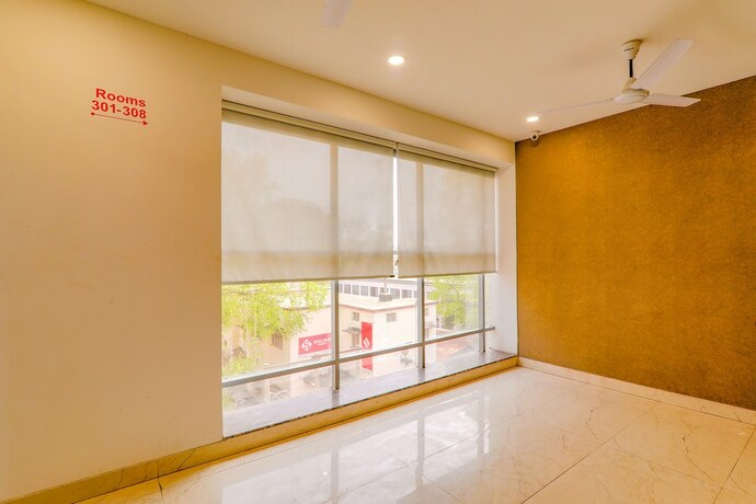 Imagen general del Hotel Fabexpress The Mall Inn. Foto 11
