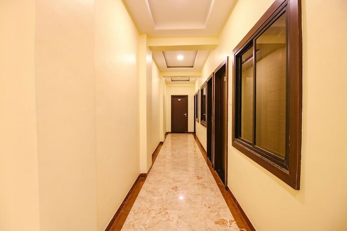 Imagen general del Hotel Fabexpress The Shloka. Foto 6
