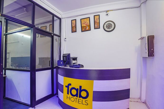 Imagen general del Hotel Fabexpress The Vinayak. Foto 2