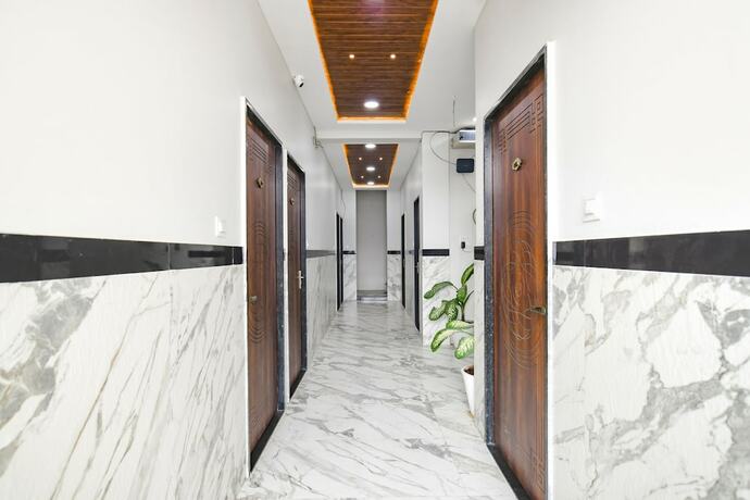 Imagen general del Hotel Fabexpress Tirupati. Foto 17