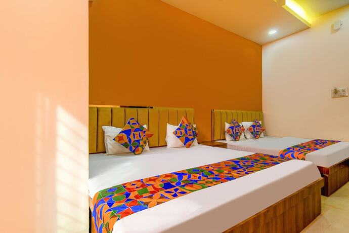 Imagen de la habitación del Hotel Fabexpress Tirupati. Foto 19