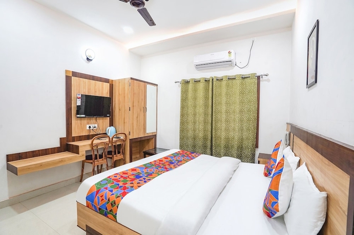Imagen de la habitación del Hotel Fabexpress Vairagi Inn. Foto 9