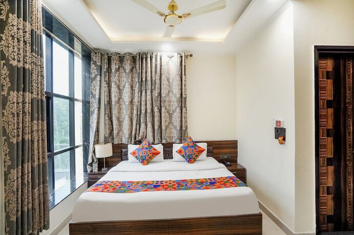 Imagen de la habitación del Hotel Fabhotel 17 Suites. Foto 19