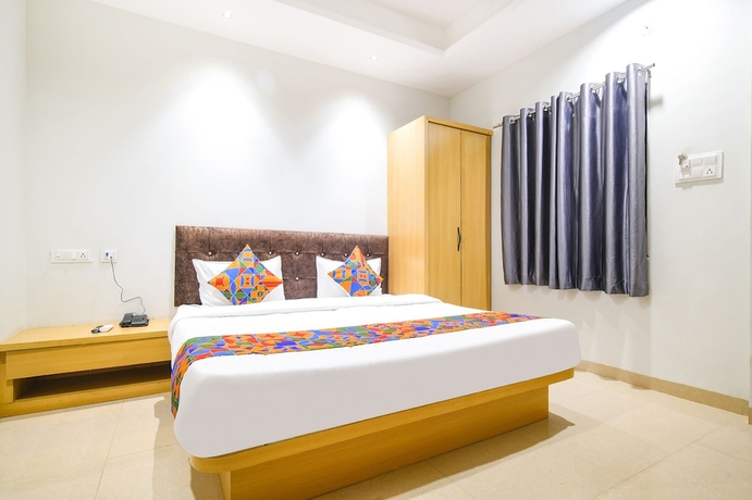 Imagen de la habitación del Hotel Fabhotel Aashiyana. Foto 2