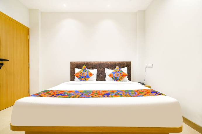 Imagen de la habitación del Hotel Fabhotel Aashiyana. Foto 7