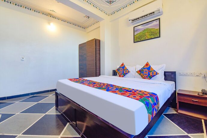 Imagen de la habitación del Hotel Fabhotel Achrol Palace. Foto 20