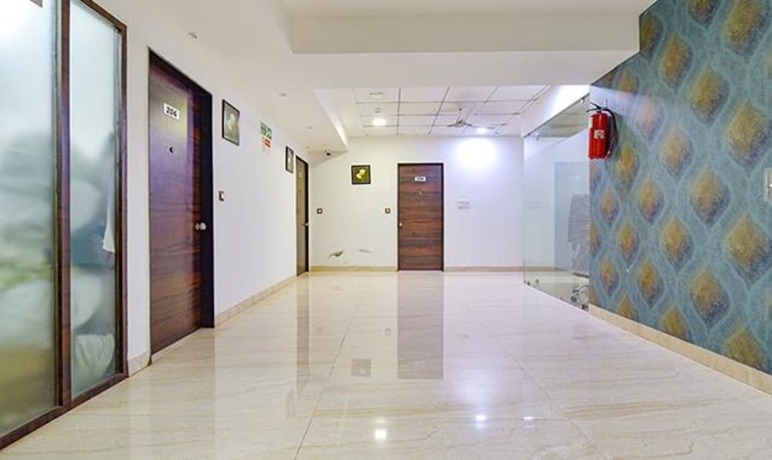 Imagen general del Hotel Fabhotel Acropole Inn. Foto 6
