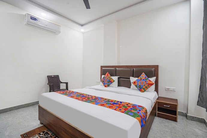Imagen de la habitación del Hotel Fabhotel Akash Inn. Foto 6