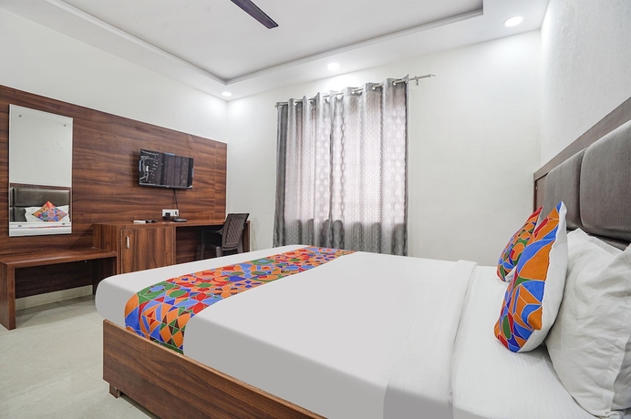 Imagen de la habitación del Hotel Fabhotel Akash Inn. Foto 8