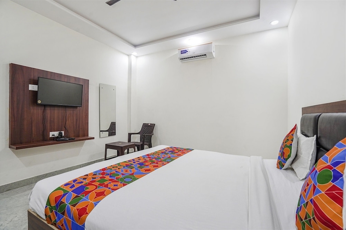 Imagen de la habitación del Hotel Fabhotel Akash Inn. Foto 9
