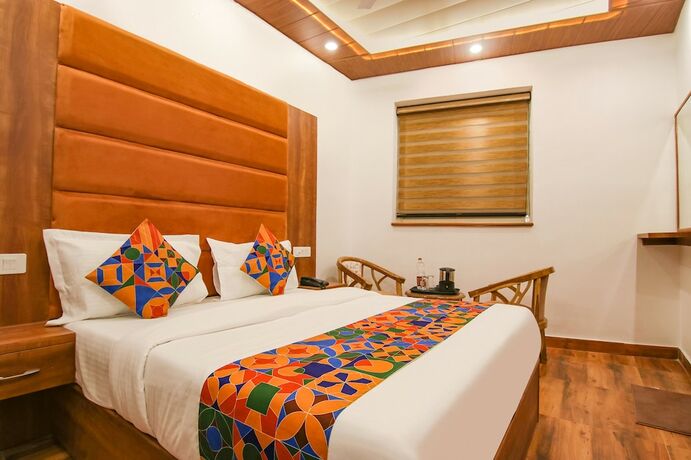 Imagen de la habitación del Hotel Fabhotel Ambassador. Foto 16