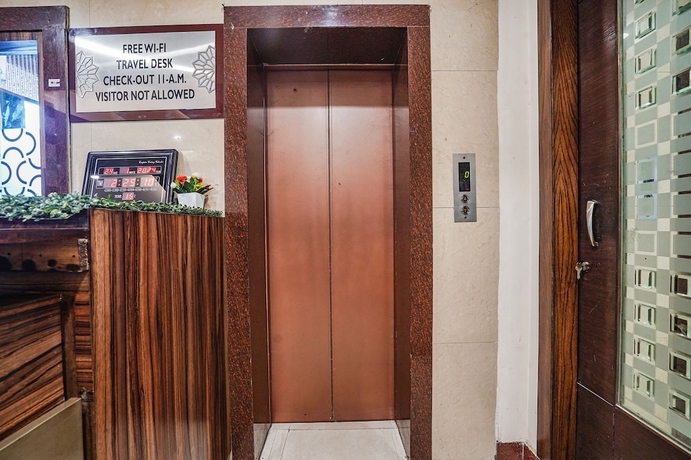 Imagen de los interiores del Hotel Fabhotel Amman. Foto 10