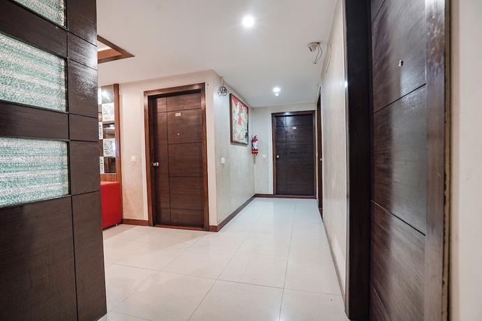 Imagen de los interiores del Hotel Fabhotel Amman. Foto 12