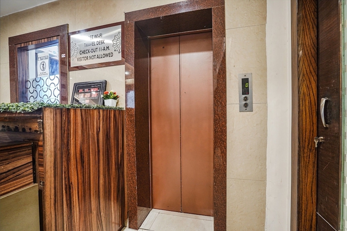 Imagen de los interiores del Hotel Fabhotel Amman. Foto 14
