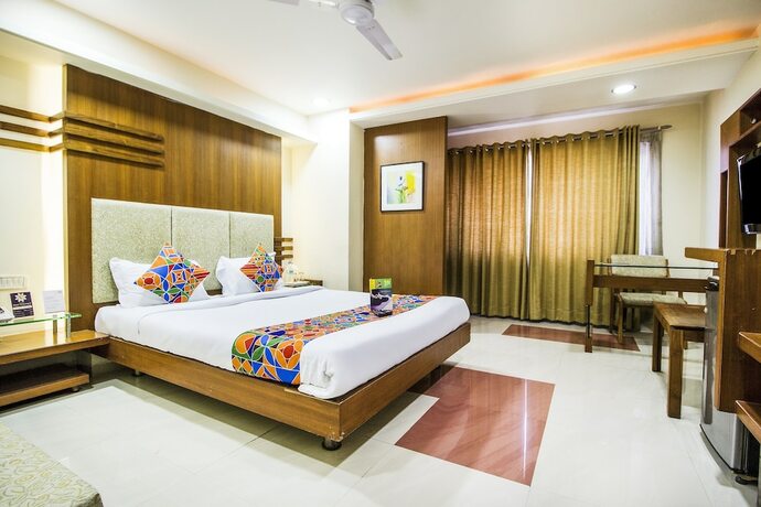 Imagen general del Hotel Fabhotel Amrit Residency. Foto 1