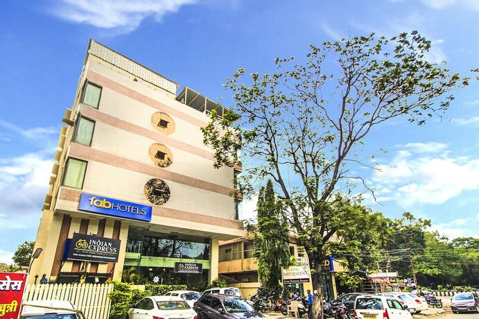 Imagen general del Hotel Fabhotel Amrit Residency. Foto 7
