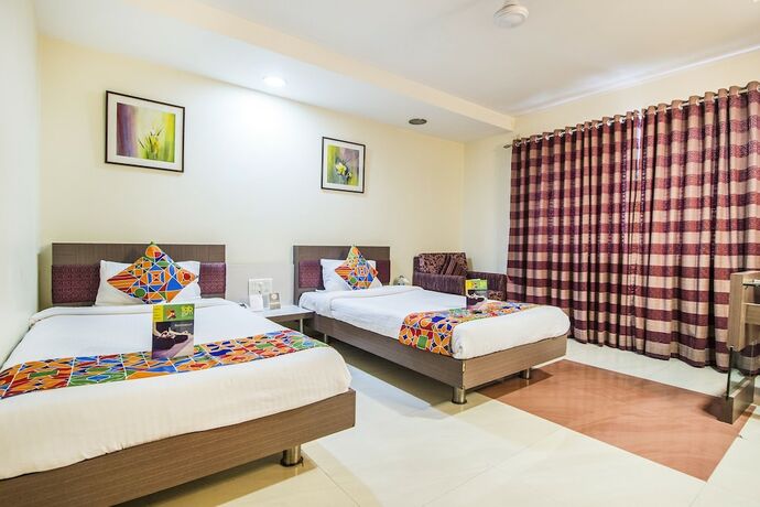 Imagen de la habitación del Hotel Fabhotel Amrit Residency. Foto 20
