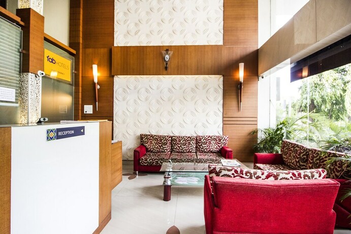 Imagen de los interiores del Hotel Fabhotel Amrit Residency. Foto 25