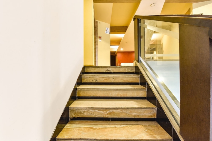 Imagen de los interiores del Hotel Fabhotel Apex Intercontinental. Foto 13