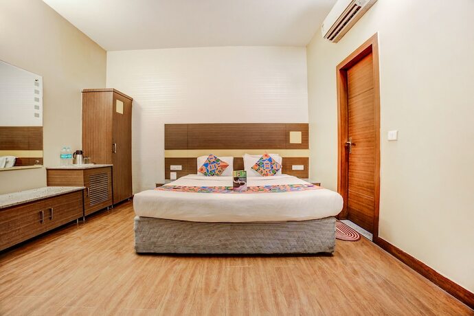 Imagen de la habitación del Hotel Fabhotel Aqua. Foto 17