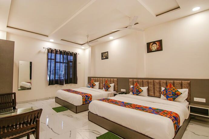 Imagen de la habitación del Hotel Fabhotel Aryan Grand. Foto 17