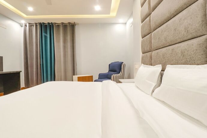 Imagen general del Hotel Fabhotel Av Royale. Foto 3