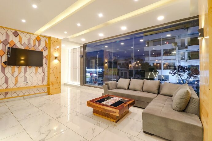 Imagen general del Hotel Fabhotel Av Royale. Foto 4