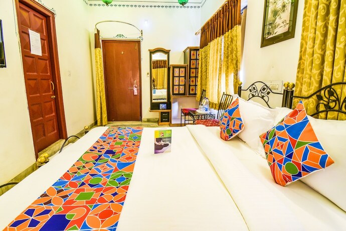 Imagen de la habitación del Hotel Fabhotel Baba Palace Pichola Lake. Foto 5