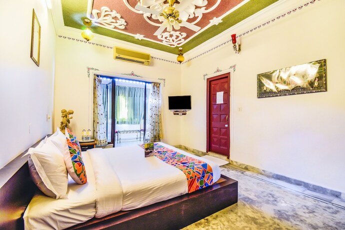 Imagen de la habitación del Hotel Fabhotel Baba Palace Pichola Lake. Foto 8