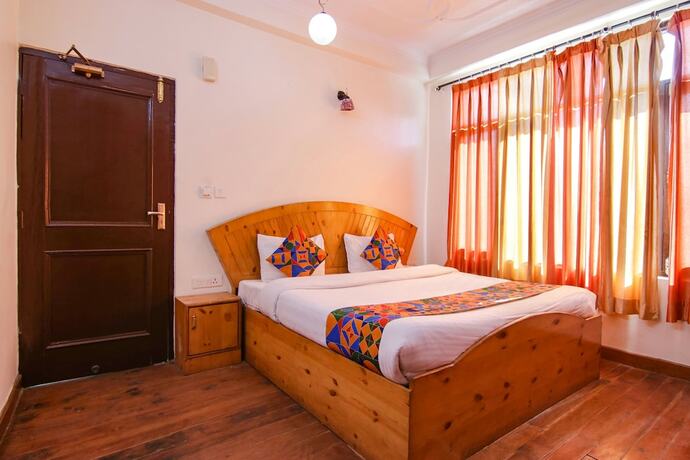 Imagen de la habitación del Hotel Fabhotel Baragarh Regency. Foto 17