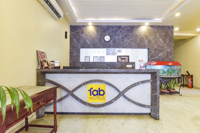 Imagen de los interiores del Hotel Fabhotel Bayan Elegance. Foto 18