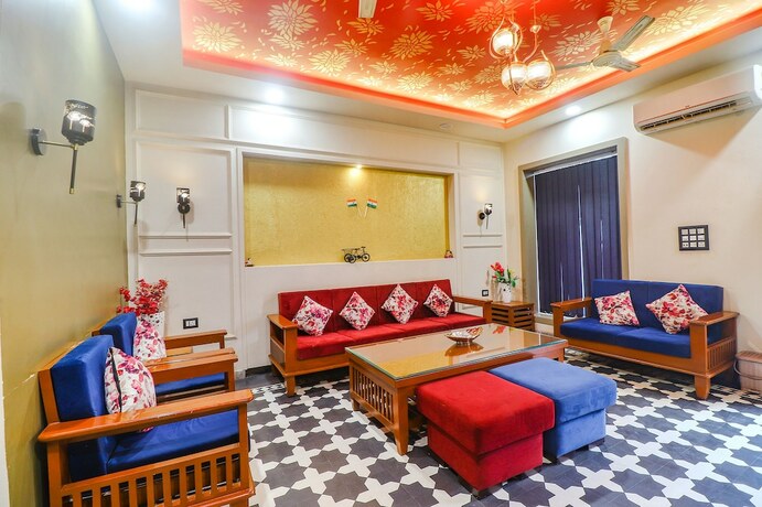 Imagen general del Hotel Fabhotel Be Happy. Foto 9