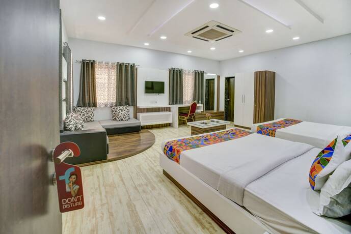 Imagen general del Hotel Fabhotel Bee Town. Foto 3
